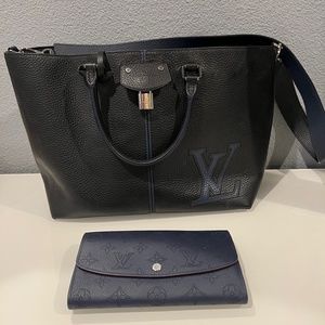 Louis Vuitton Purse and Wallet Navy